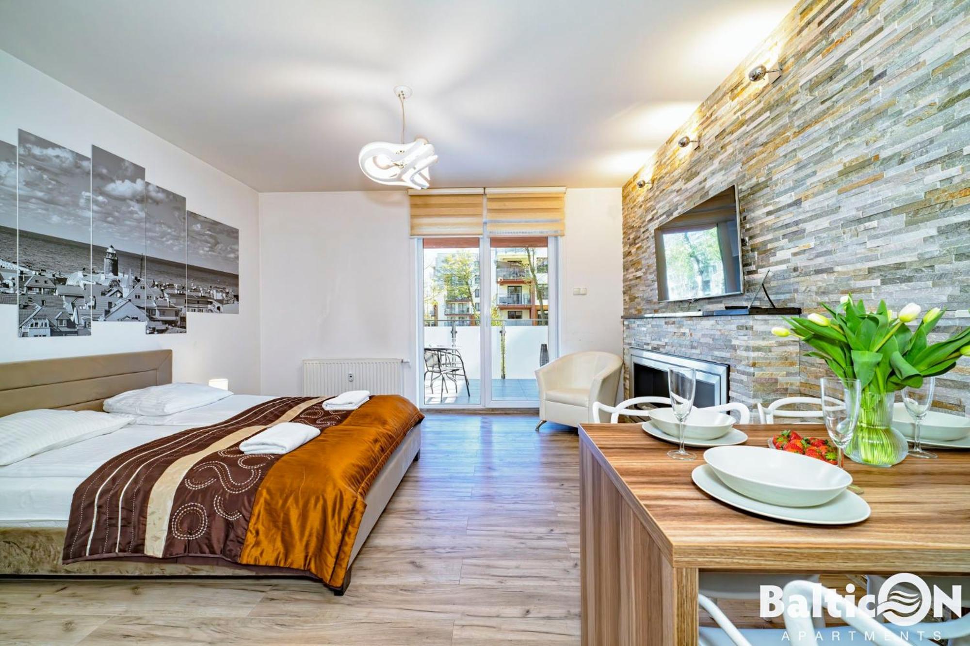 Apartamenty Balticon Polanki - Sauna, Fitness Inclusive - Basen Latem, Pool Im Sommer コウォブジェク エクステリア 写真