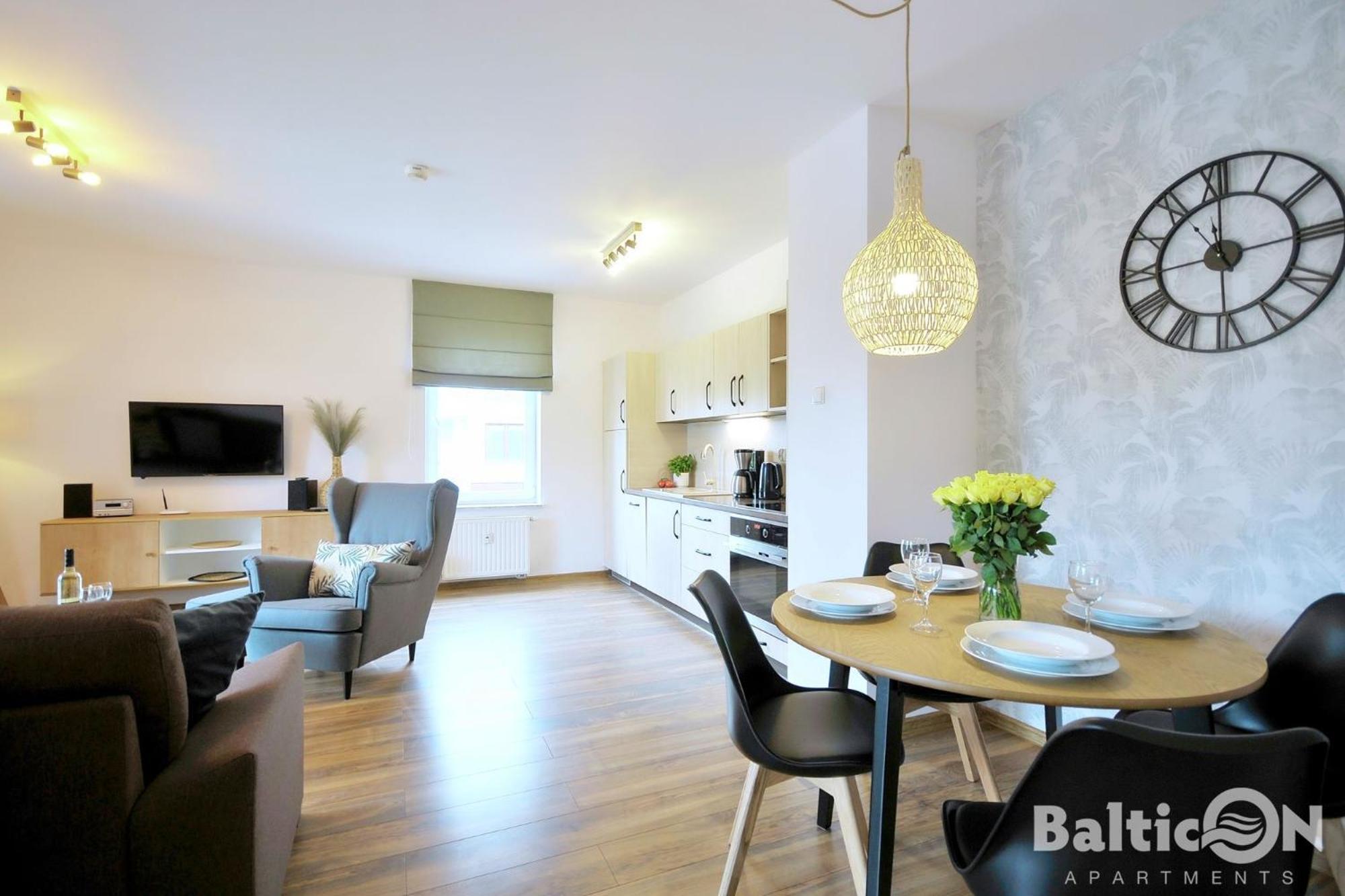 Apartamenty Balticon Polanki - Sauna, Fitness Inclusive - Basen Latem, Pool Im Sommer コウォブジェク 部屋 写真